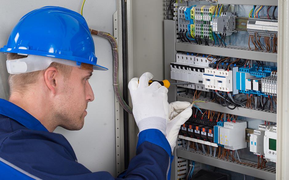 électricité Paris 12